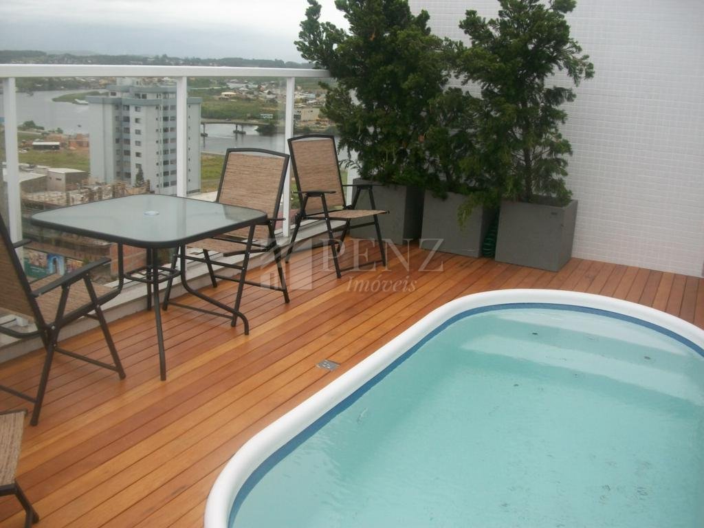 Cobertura 5 Dorm.