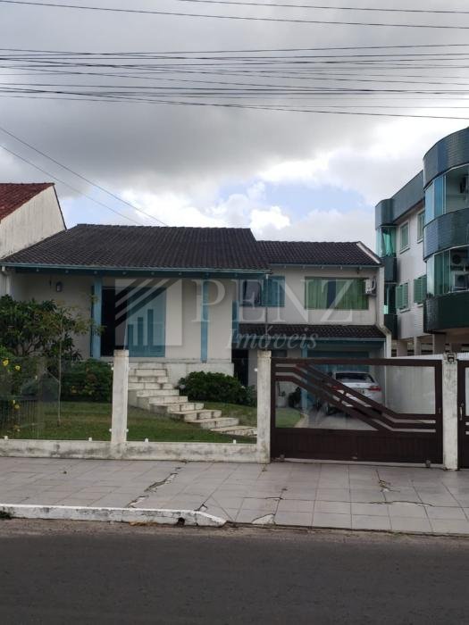 Casa 5 Dorm.
