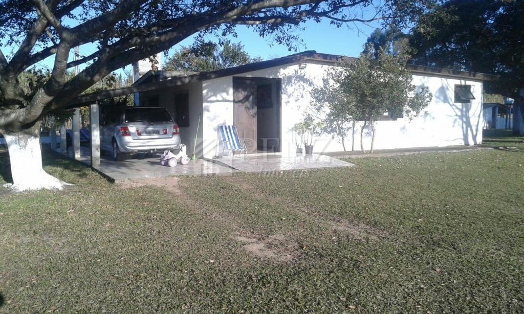 Casa 3 Dorm.