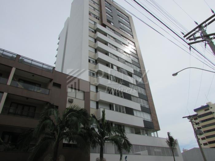 Cobertura 3 Dorm.