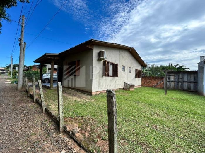 Casa 2 Dorm.