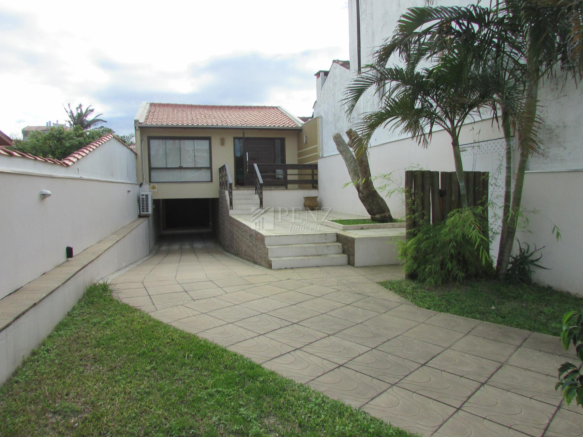 Casa 4 Dorm.